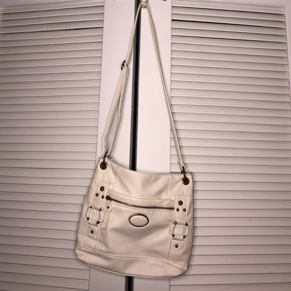 Very useful and practical purse.